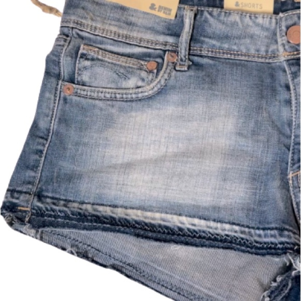 H&M Denim Booty Shorts - Picture 7 of 7